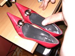 Pantyhose sex thumbs Gay anal double penetration video