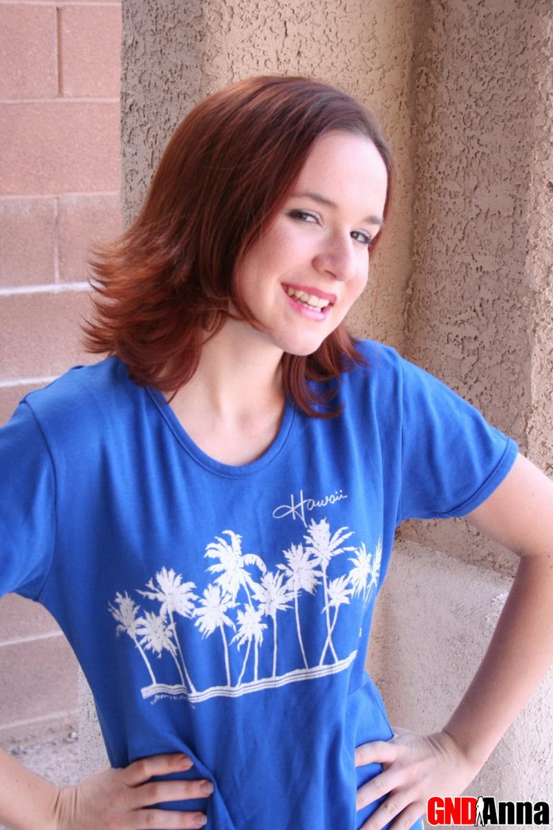 All American Girl Next Door Anna Strips Naked Outdoors Showing Off Her Petite Tight Body Porn