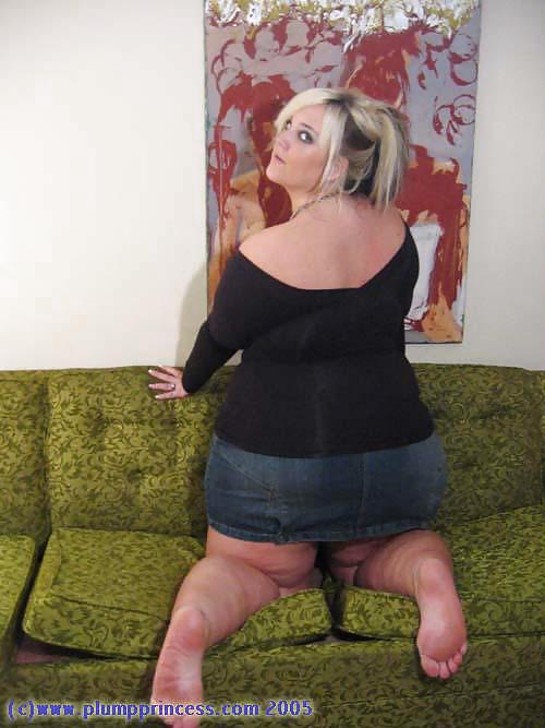 Hoochie hottie
 #15844249