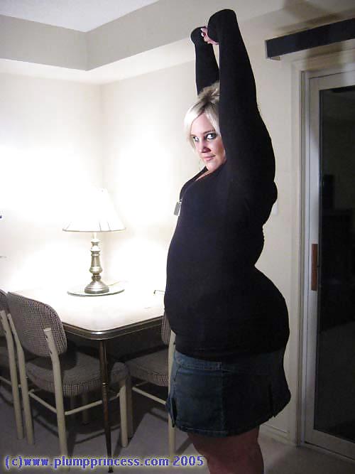 Hoochie hottie
 #15844324