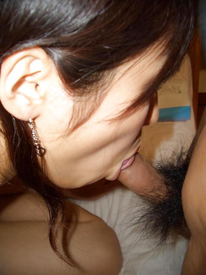 ASIAN AMATEUR WITH SHAVED PUSSY #8384705