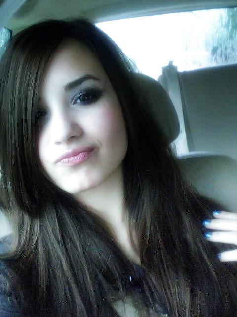 Demi Lovato #20081156