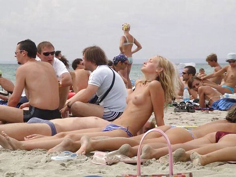 Hot Tits at the Beach 22 #7913896