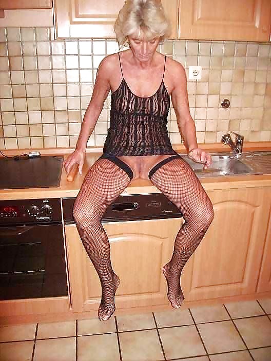 OVER 40 NUM 22 #9907623