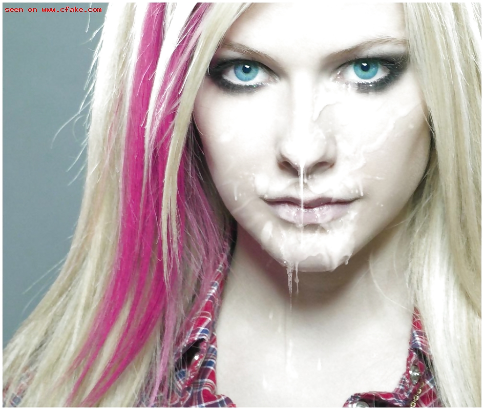 Avril Lavigne fakes #6446938