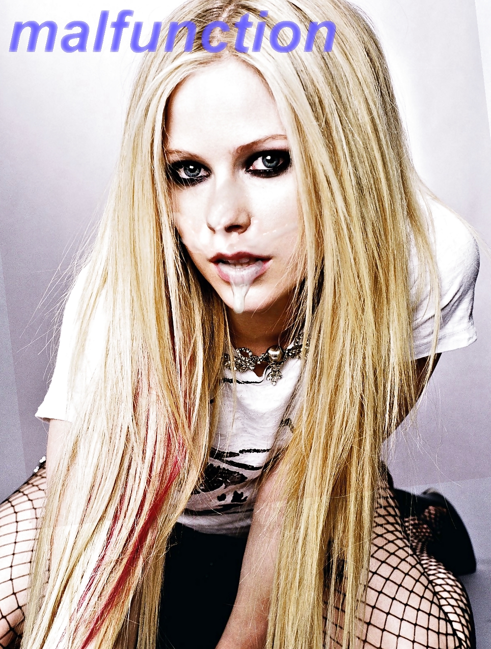 Avril Lavigne fakes
 #6447131