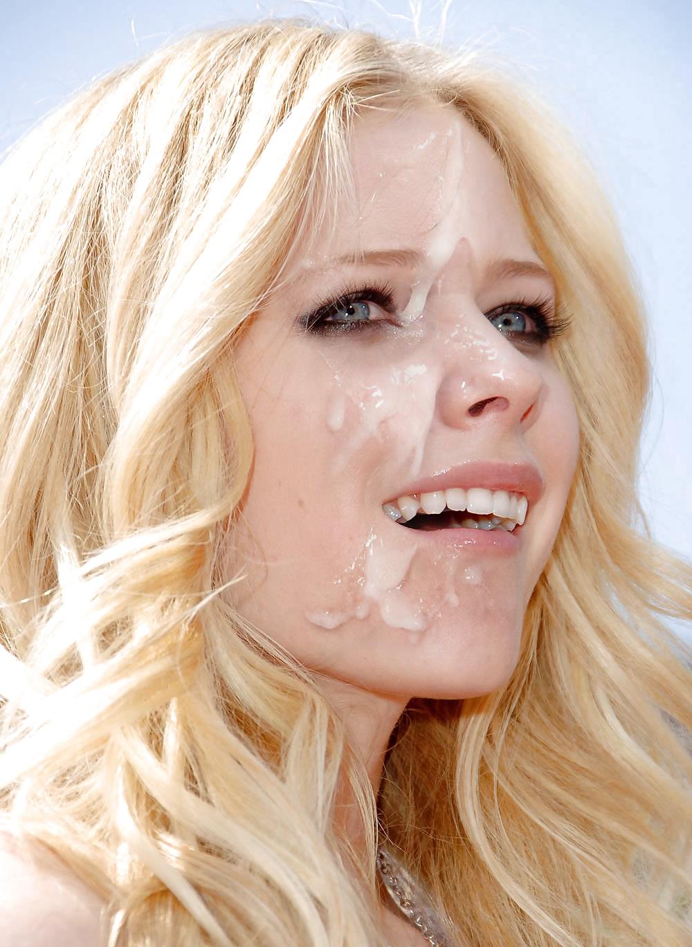 Avril Lavigne fakes #6447906