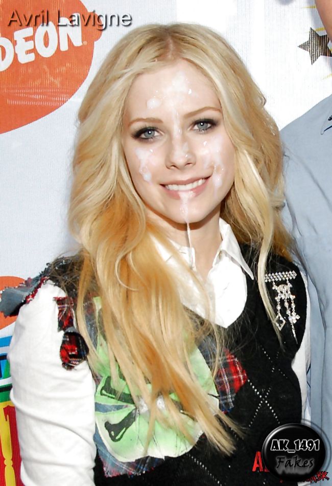 Avril Lavigne fakes #6447985