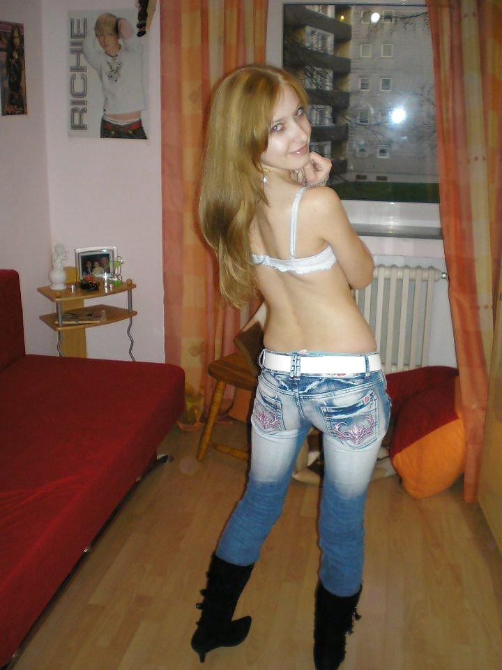 Queens in Jeans LLXXXXIII #22601596