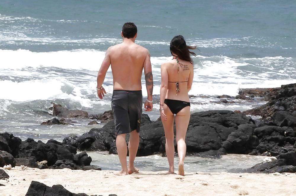 Megan Fox bikini on a Hawaii beach