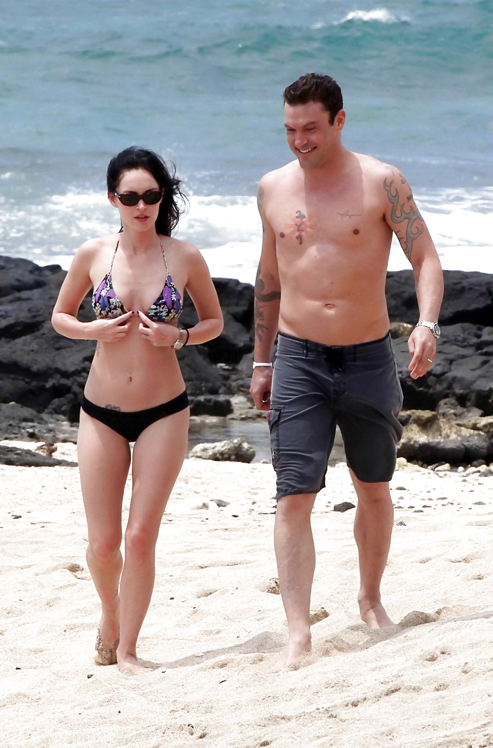 Megan fox bikini en una playa de hawaii
 #5280524