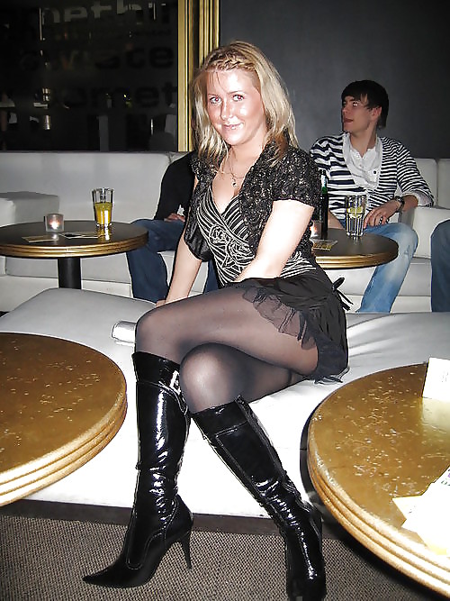 She's Sexy In Pantyhose!! #21529840