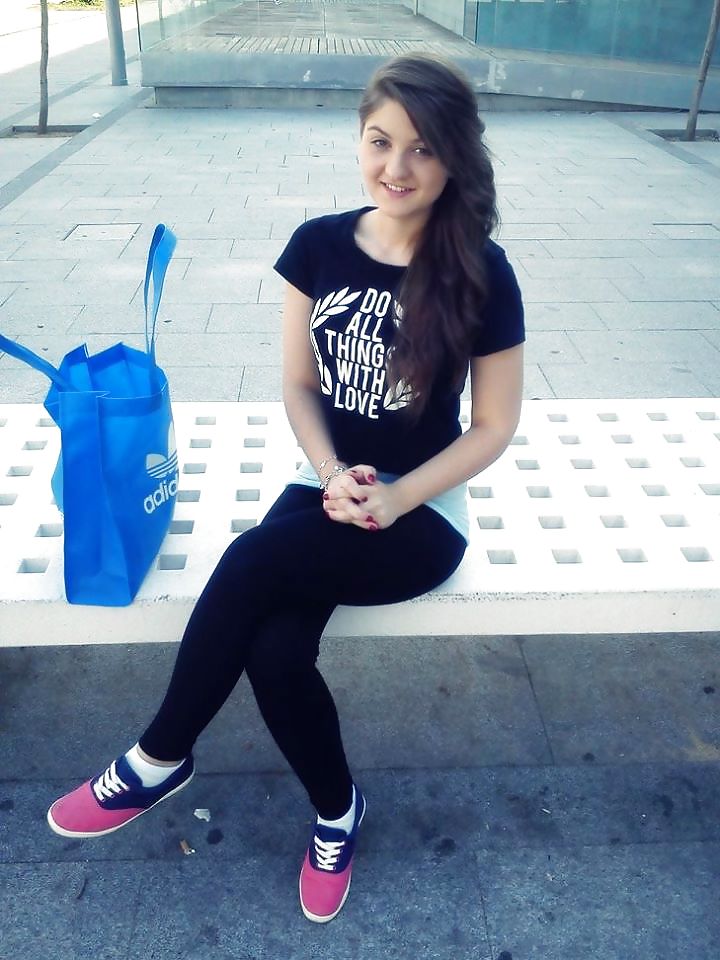 Crina ro
 #22700120