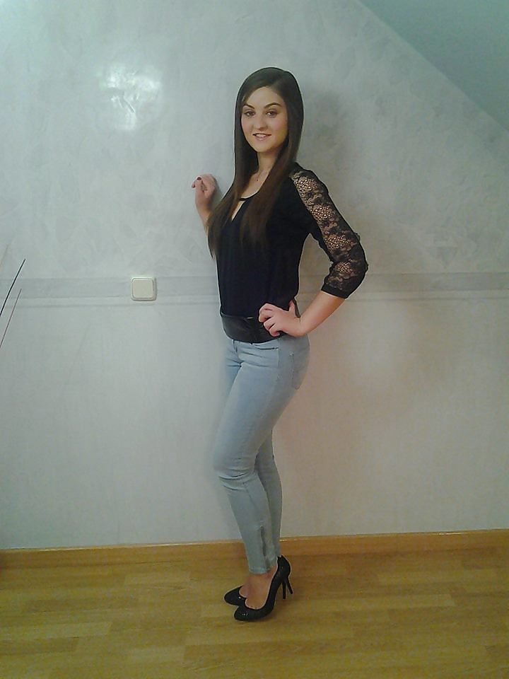 Crina ro
 #22700124