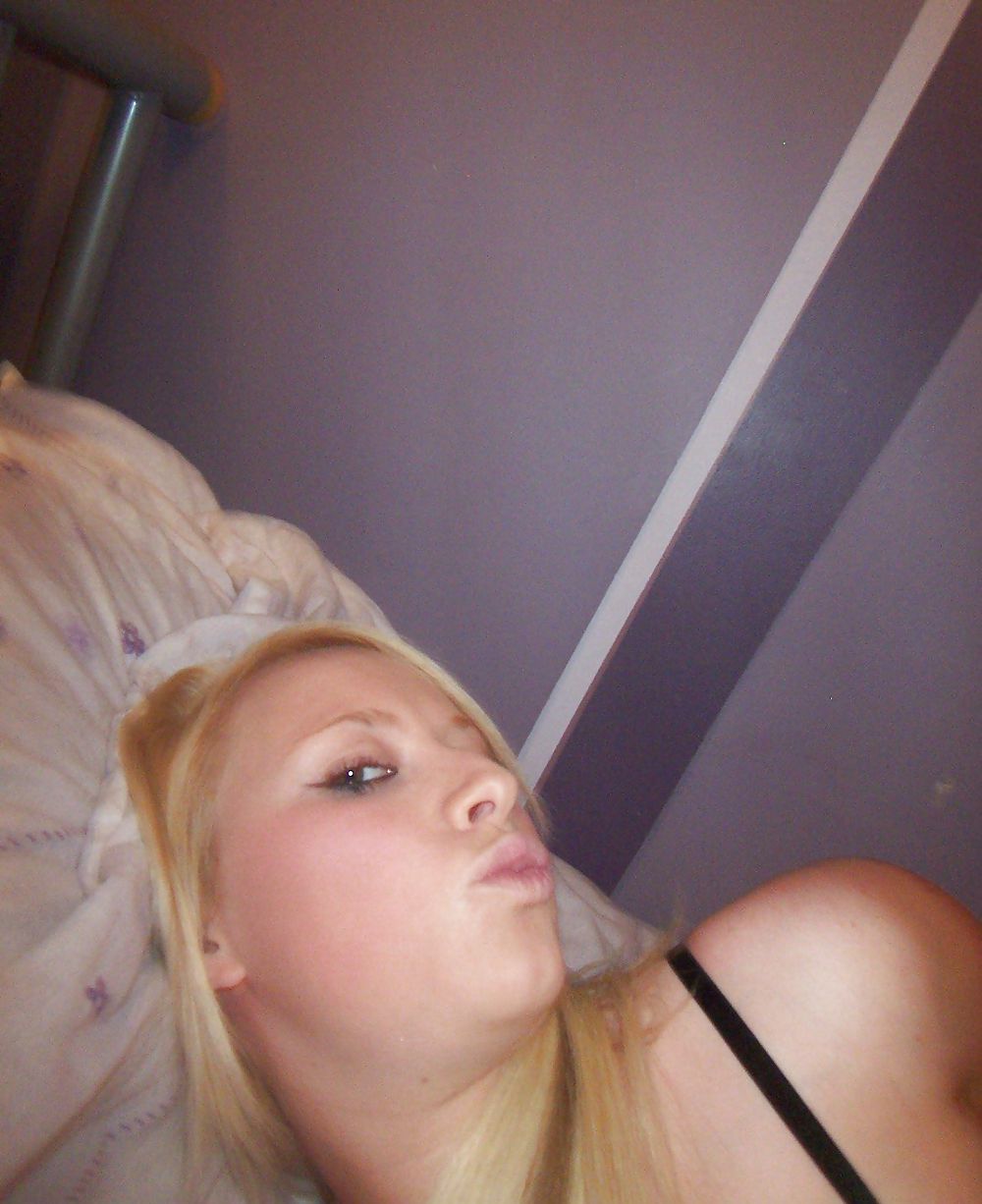 Blonde posing in bed #9439248