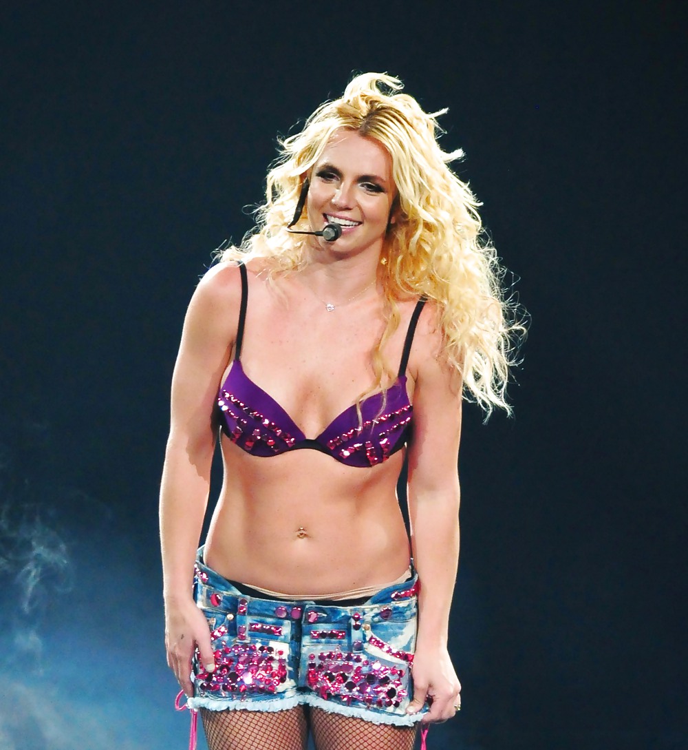 Britney spears  #7699442