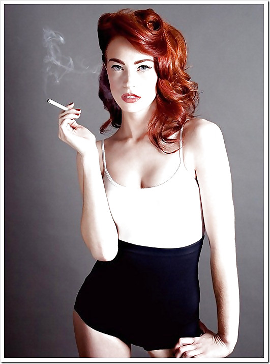 Glamour Smoking I #19900727