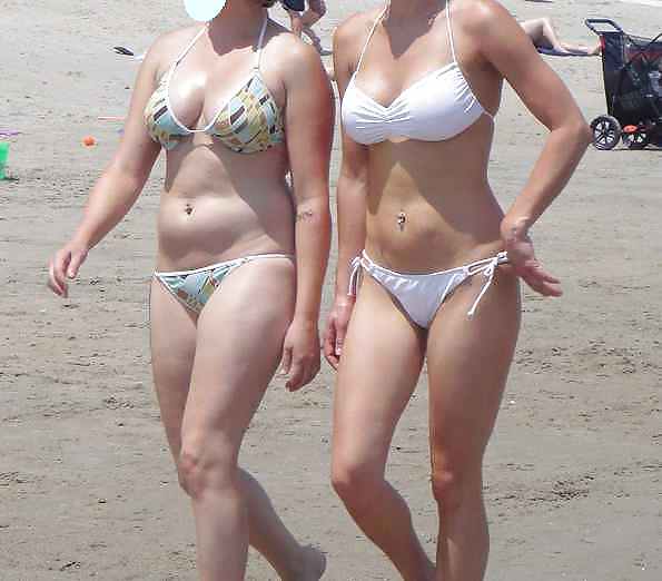 Buttocks chiappe culo nalgas fesses Arsch ass troia beach #17847193
