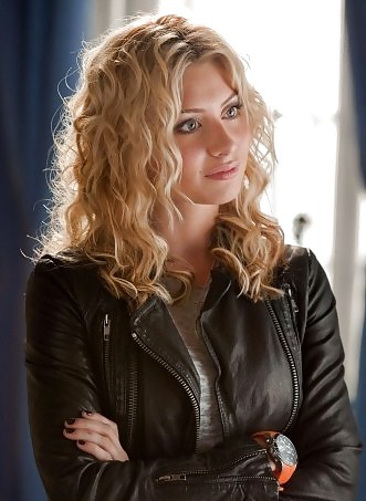 Alyson Michalka
 #18328017