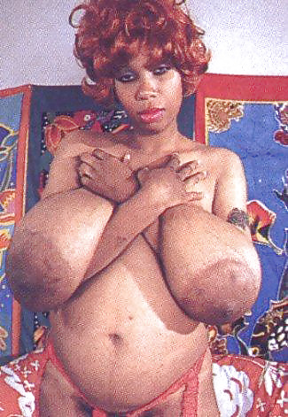 Gros Seins #1387640