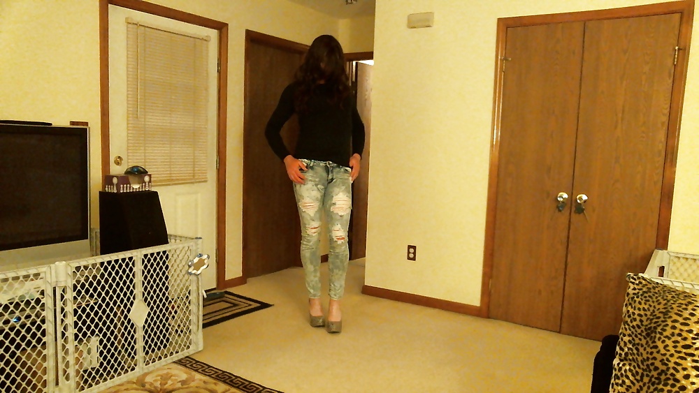 Pantalones de piel
 #18672107