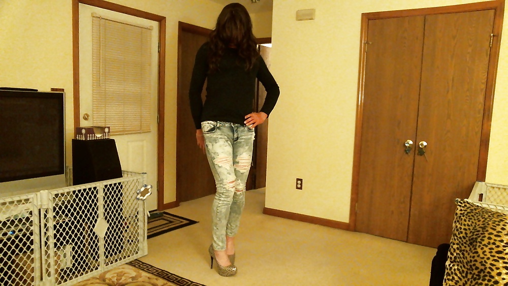 Pantalones de piel
 #18672114