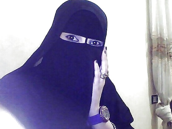 Saudian Cam Girl #22165235