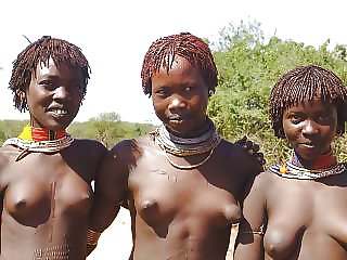 Some African Tribal Girls #19880417