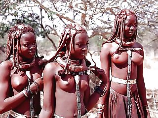 Einige Afrikanische Stammes Mädchen #19880553