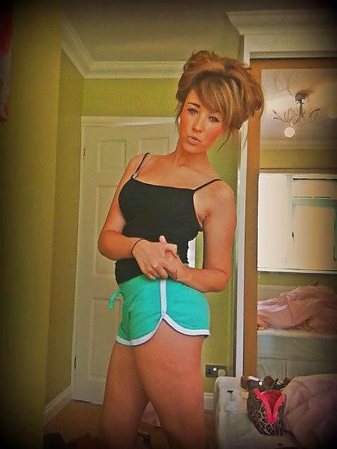 Get ma bum out hehe ! #17747787