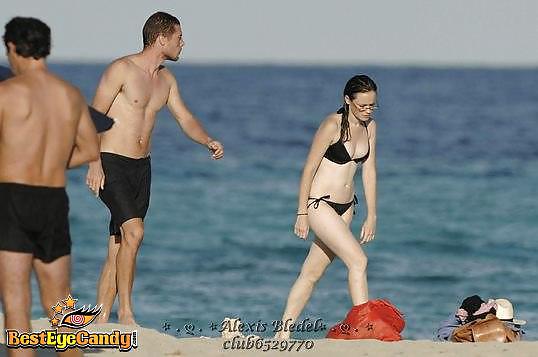 Alexis Bledel In Einem Bikini. (123) #13006383