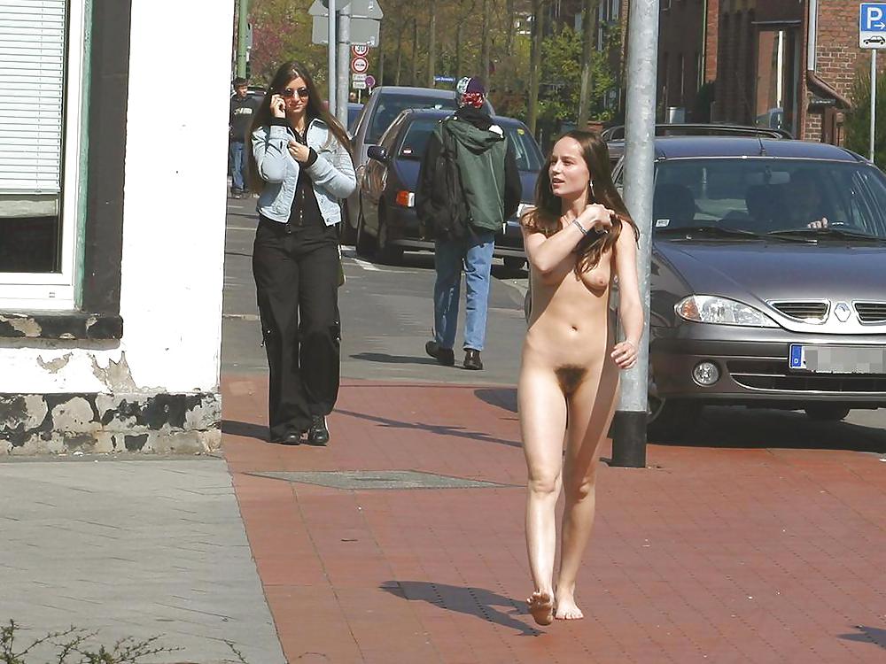 Cfnf - hembra vestida desnuda vol. 2
 #7125268