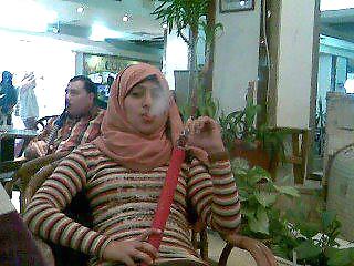 ヒジャブのアラブ人
 #15721363