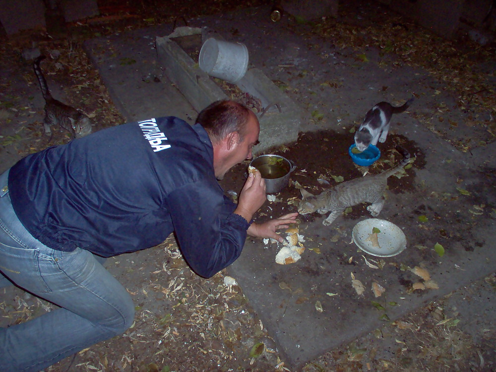 Radnik nece biti gladan...
 #11015321