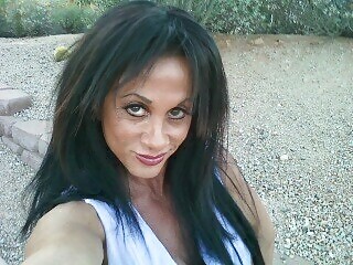 Muscle Goddess Lynn McCrossin Recent Sexting Pics #8768714