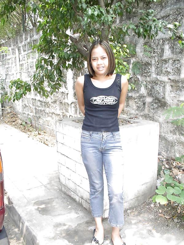 Filipina prostituta de la calle
 #9807782