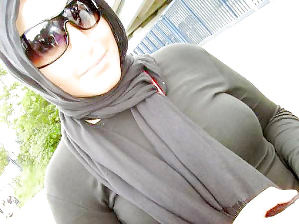 Turbanli hijab árabe, turco, asiático desnudo - no desnudo 07
 #18727482