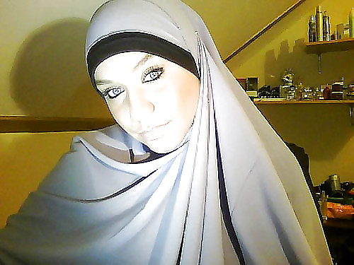 Turbanli hijab árabe, turco, asiático desnudo - no desnudo 07
 #18727625
