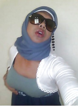 Turbanli hijab árabe, turco, asiático desnudo - no desnudo 07
 #18727848