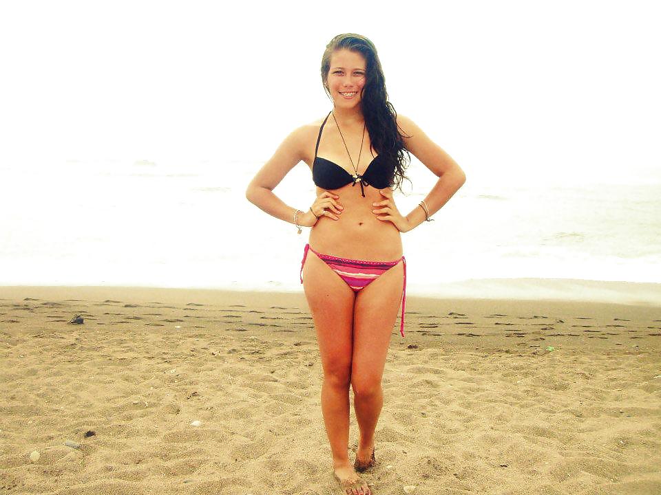 Mujer (amiguitas 45)
 #15244425