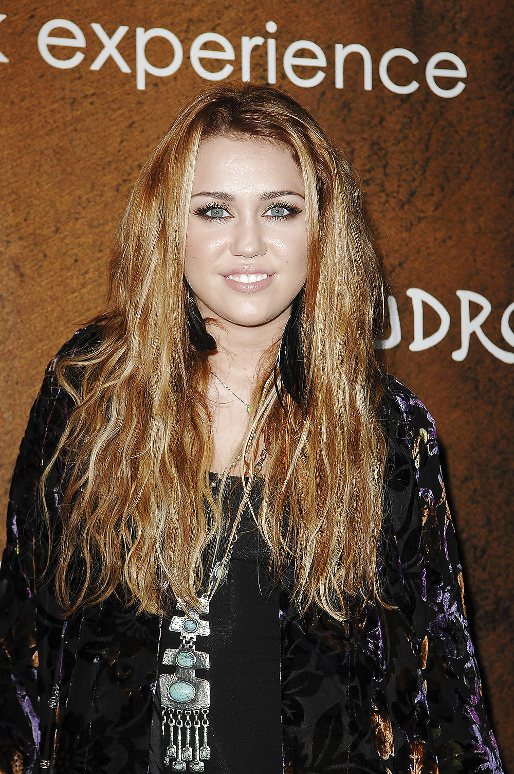 Miley cyrus mega collection 5
 #15697960