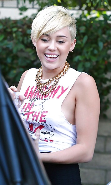 Miley cyrus mega collection 5
 #15699462