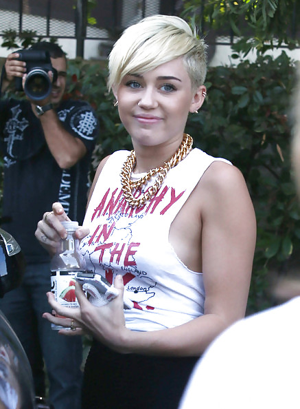 Miley cyrus mega collection 5
 #15699531