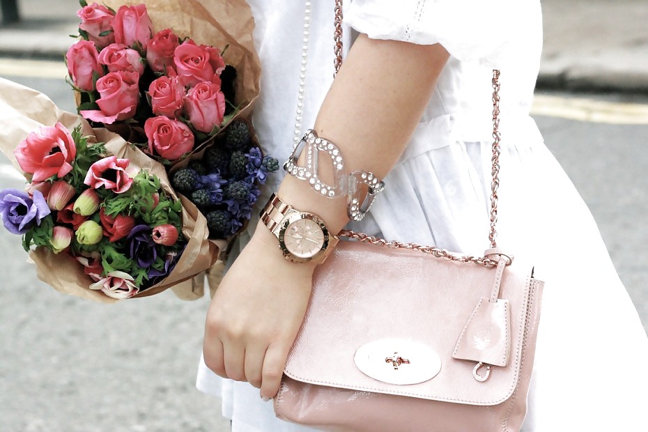 Bling-Bling-Stuff #17611930