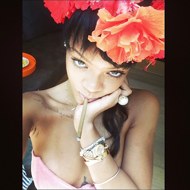 Rihanna - La Seule Et Unique Fille Sexy #17844136