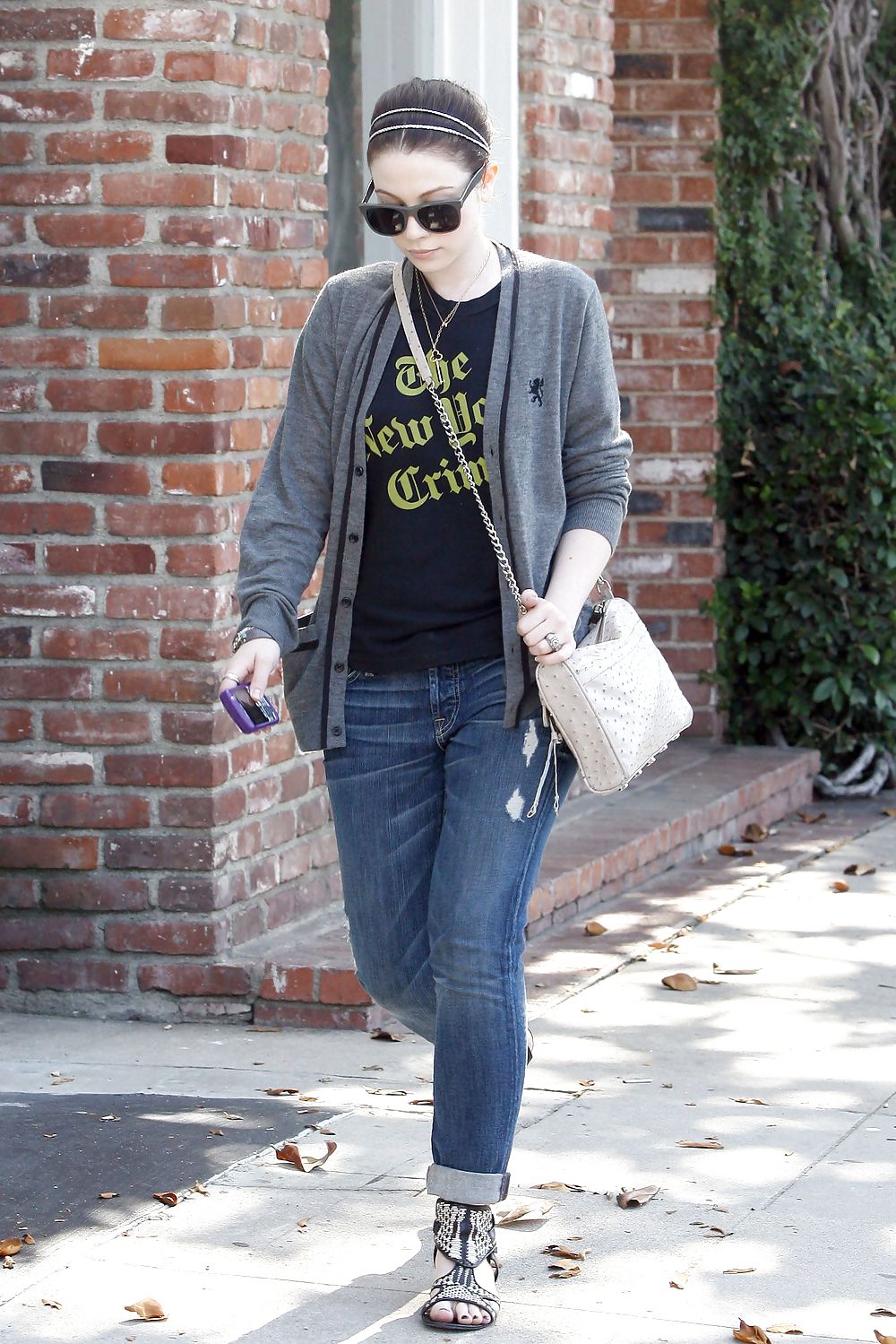 Michelle Trachtenberg - Tight JEANS, phase 2 #9682259