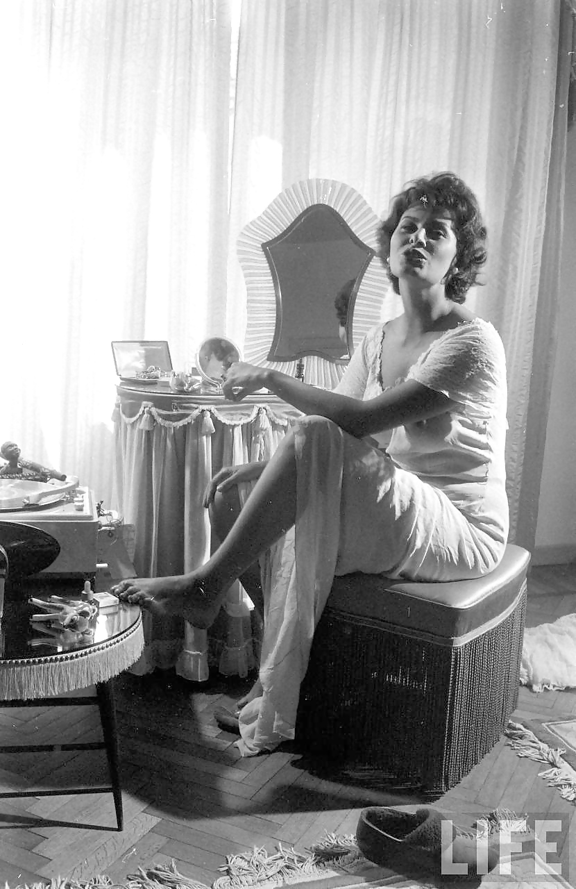 Sophia Loren Feet #15220161