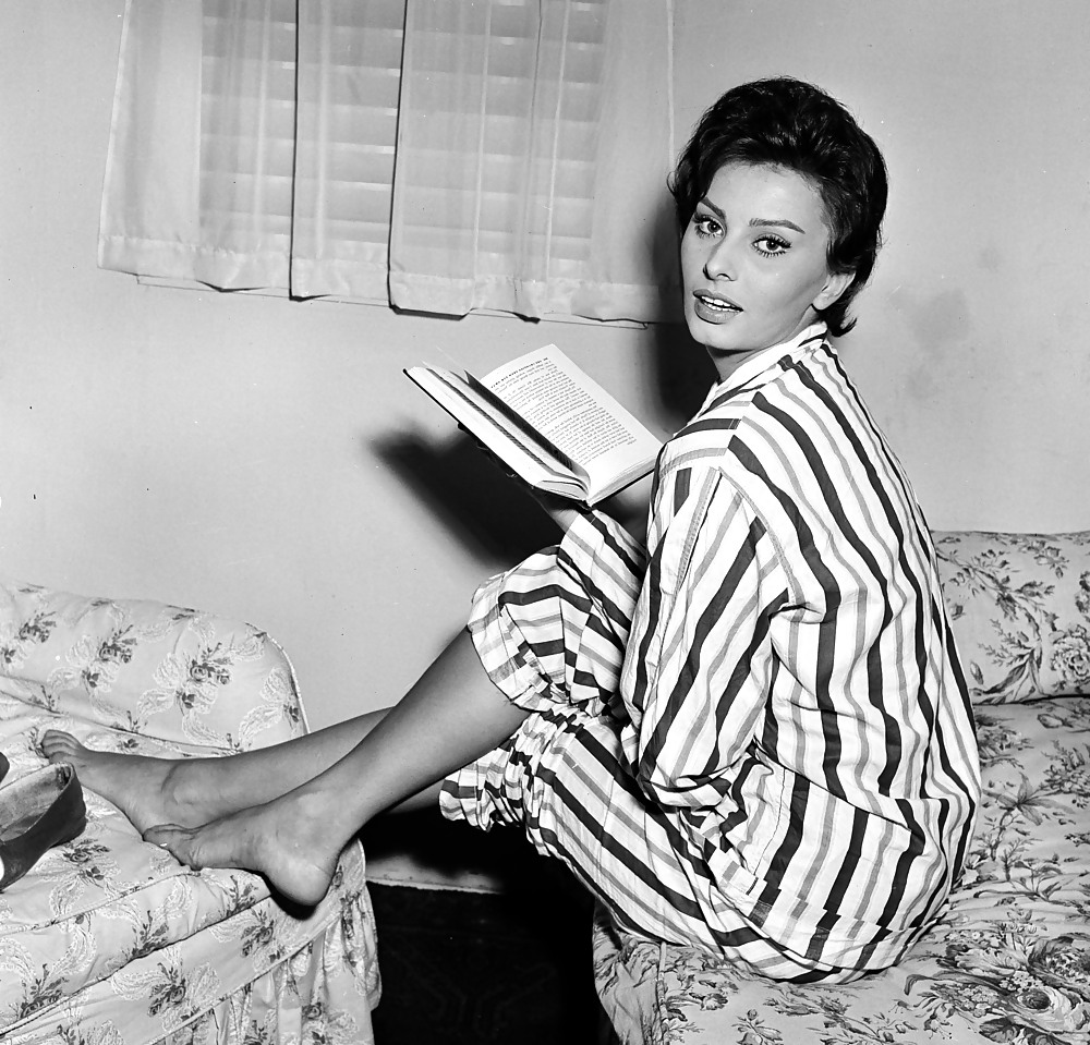 Sophia Loren Feet #15220250