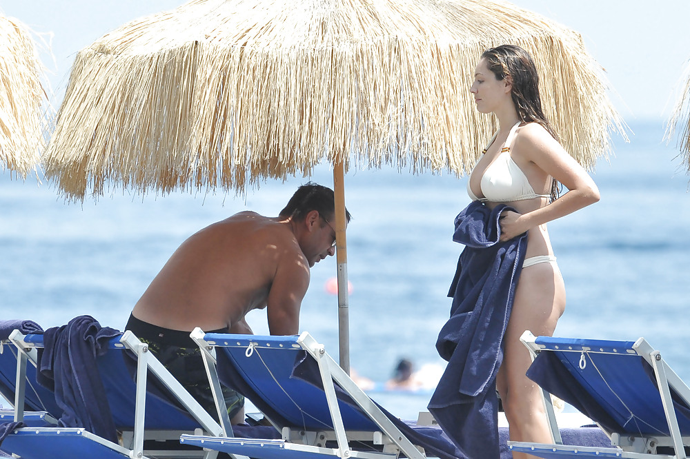 Kelly Brook Weißen Bikini Italien #4702185