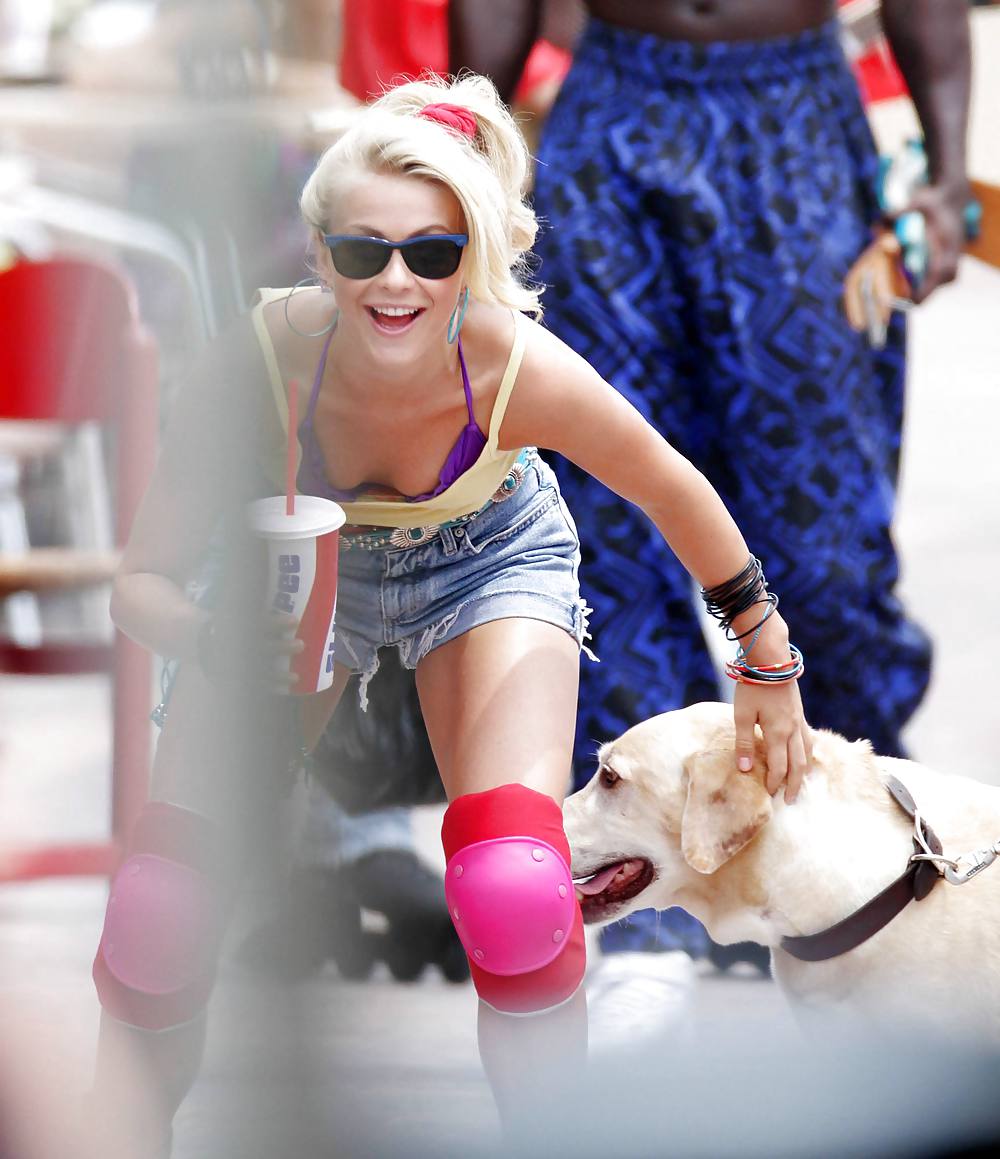 Julianne hough mega collezione 
 #2405713